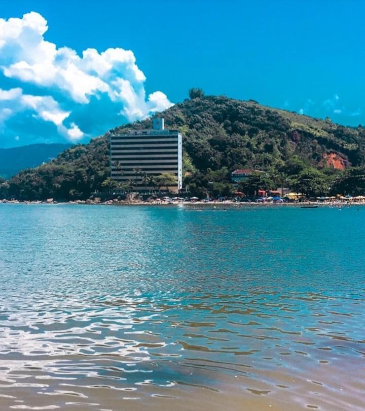 Apartamento Dona Frida Prainha Com Wifi Pe Na Areia Caraguatatuba Εξωτερικό φωτογραφία